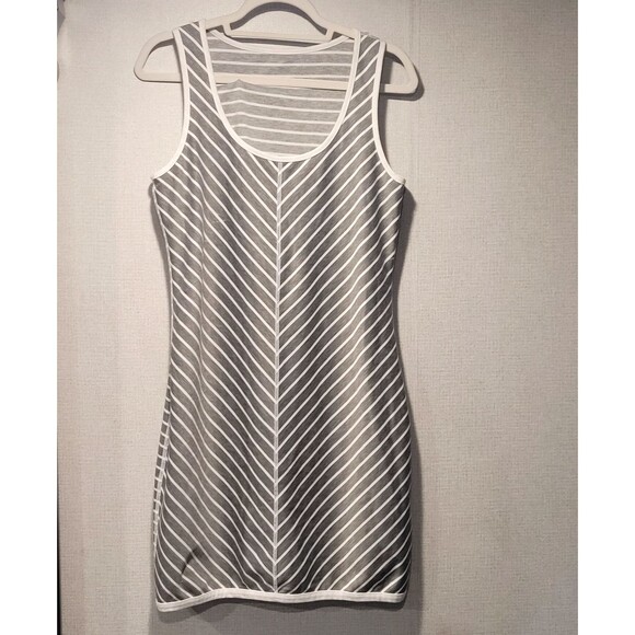 NWT Peace & Pearls Reversible Striped Dress Size M White Gray Bodycon Stretchy - Picture 6 of 8